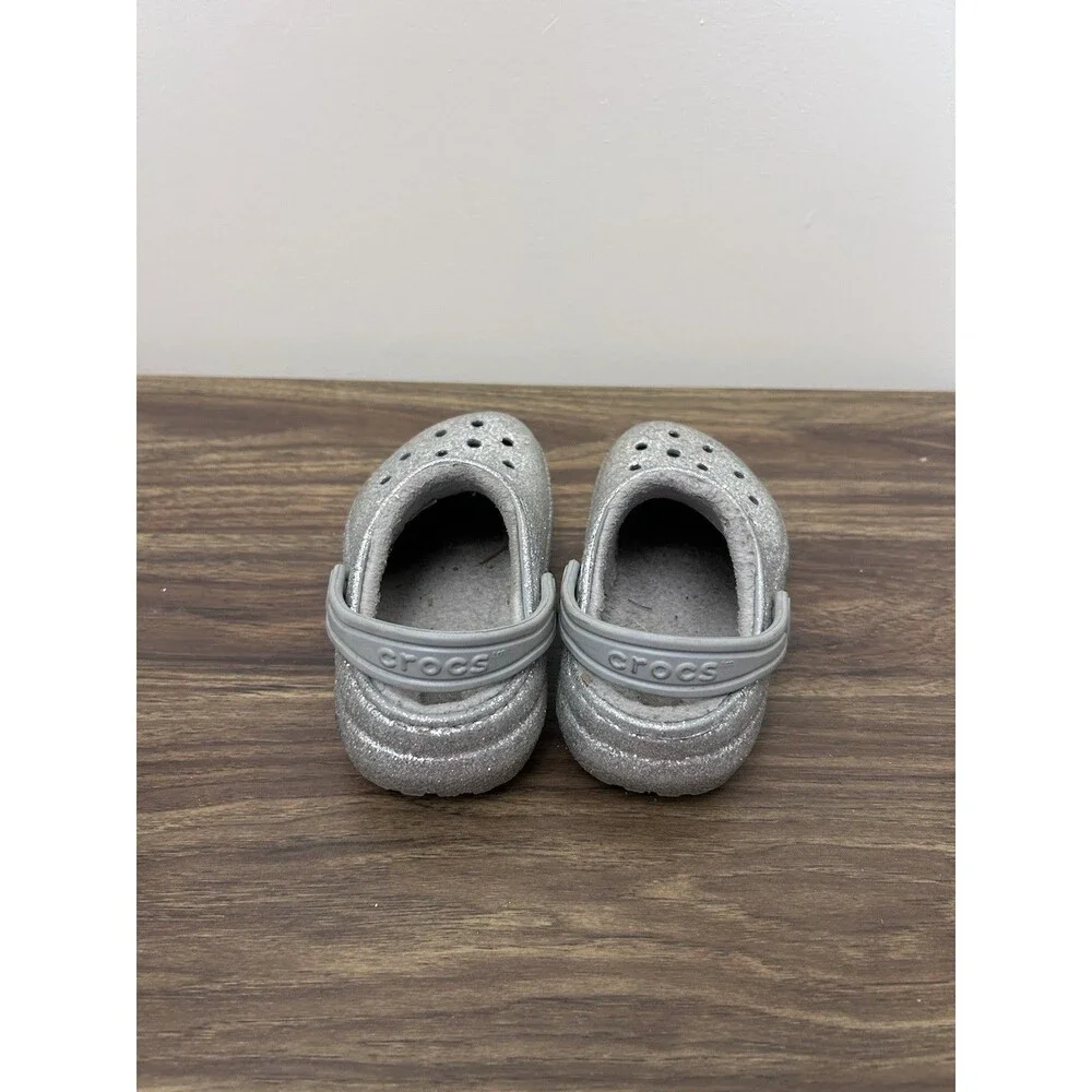 Crocs Classic Glitter Silver Sparkle Fuzzy Lined Clog‎ Unisex Juvenile Size 9